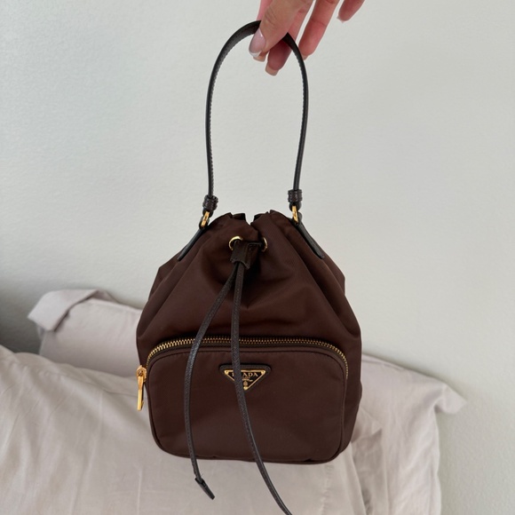 NEW WITH BOX/TAG Prada Duet Re-Nylon bucket bag - Picture 5 of 5